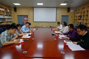 公司党委常委、副董事长伏虎带队到tyc41183太阳成开展员工工作调研