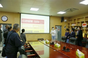 公司党委副书记毛茂林、总会计师韦春灵带队到tyc41183太阳成检查疫情防控工作