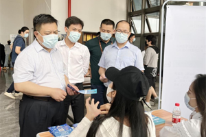 tyc41183太阳成成功举办“志存高远，磨砺而出”2022届毕业生就业双选洽谈会